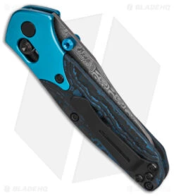 Benchmade Mini Osborne Gold Class Arctic Storm Carbon Fiber (2.9" Dam) 945-221 6 Benchmade Mini Osborne Gold Class Arctic Storm Carbon Fiber (2.9" Dam) 945-221 -Benchmade Shop Benchmade Mini Osvorne Gold Class Artic Storm Cabon Fiber 2in Dam BHQ 137282 td side