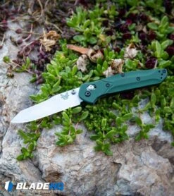 Benchmade 940 Osborne AXIS Lock Knife Green (3.4" Satin) 11 Benchmade 940 Osborne AXIS Lock Knife Green (3.4" Satin) -Benchmade Shop Benchmade Osborne AXIS Lock Knife Green Satin 940 BHQ0160 kp rock green web